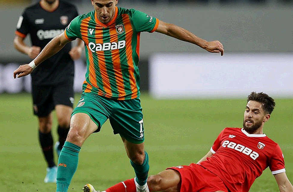 Bài toán hình học từ thảm cỏ Mỹ Đình: Khi sơ đồ 4-4-2 kim cương không còn là cứu cánh Bài toán hình học từ thảm cỏ Mỹ Đình: Khi sơ đồ 4-4-2 kim cương không còn là cứu cánh
