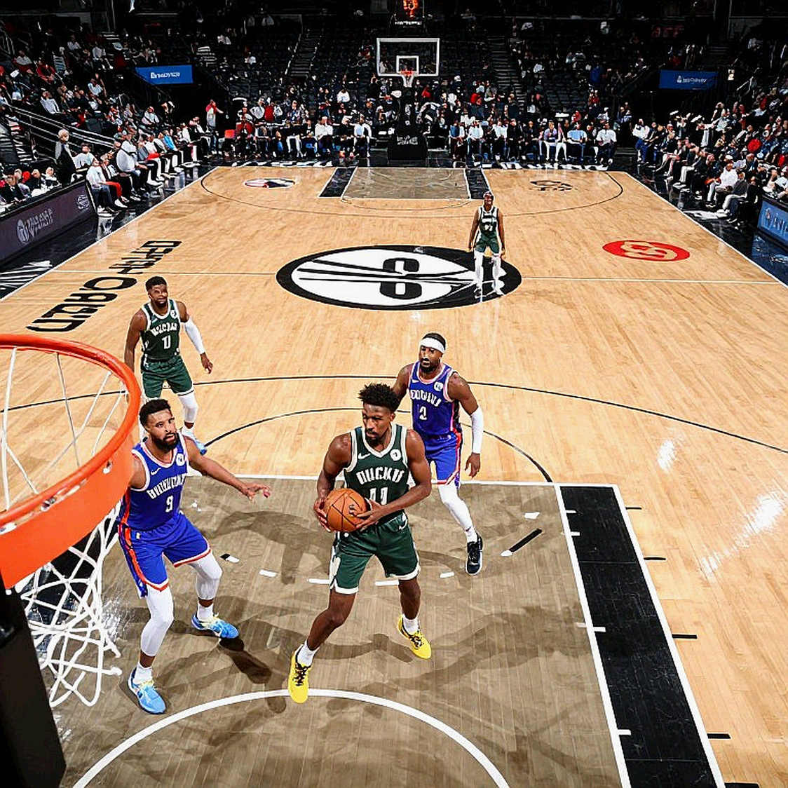 NBA phạt Clippers chưa từng có tiền lệ: 5 lượt pick vòng 1, 30 triệu USD và án treo giò Ballmer