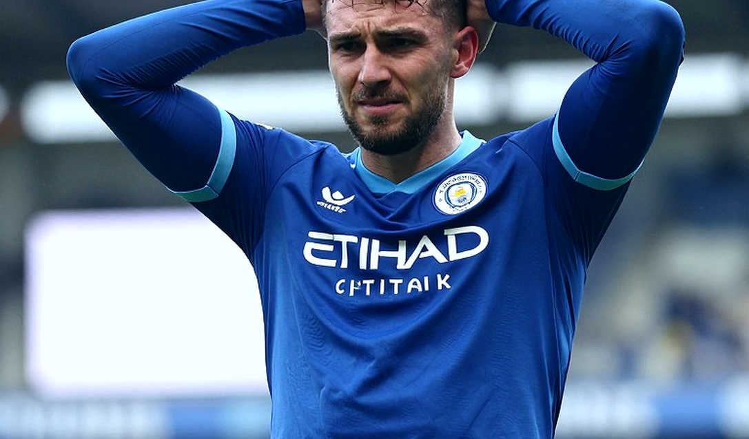 Montaño, 5 đóng góp trong 7 trận và mẫu số bị bỏ quên ở Cruz Azul