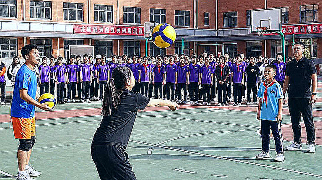 Giữa bão tin đồn chuyển nhượng V.League: Người đi tìm tín hiệu thật