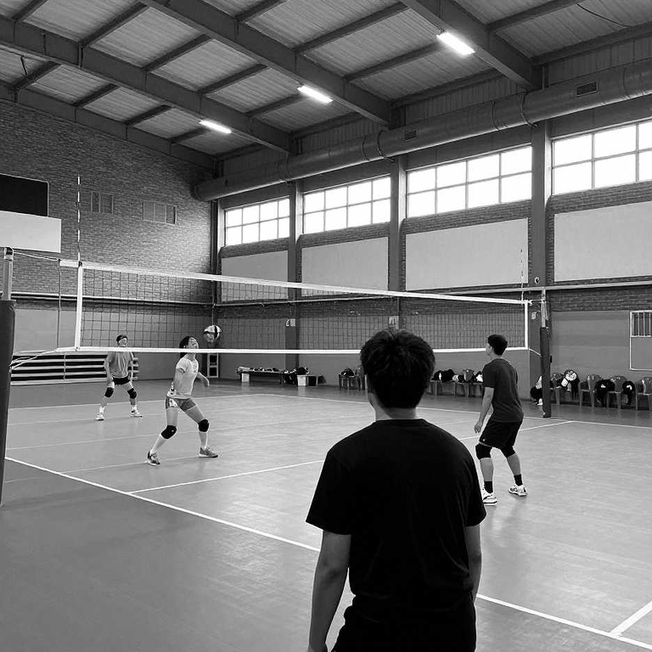 Ba mũi tấn công và một setter 18 tuổi: Cách Arizona State hạ Stanford 3-0